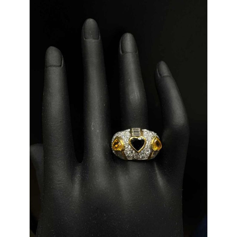 18kt geelgouden ring met saffieren en diamanten