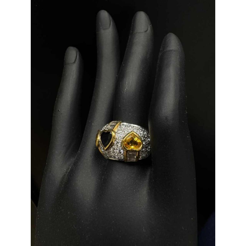 18kt geelgouden ring met saffieren en diamanten