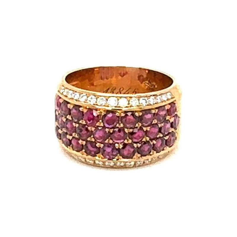 Ring in 18ct rose gold set with diamonds and sparkling rubies