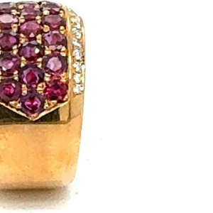Bague en or rose 18ct sertie de diamants et rubis resplendissants