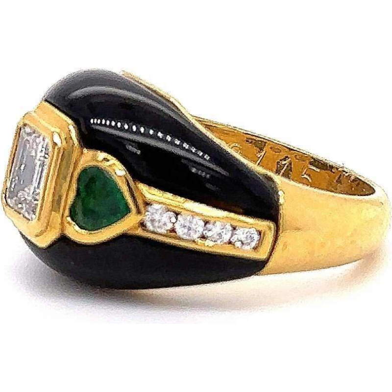 Vintage ring, 18kt geel goud met diamanten, zwarte onyx en smaragd