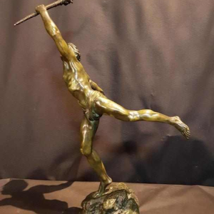 Lemoyne "Porteur de la flamme" sculpture en bronze patine verte