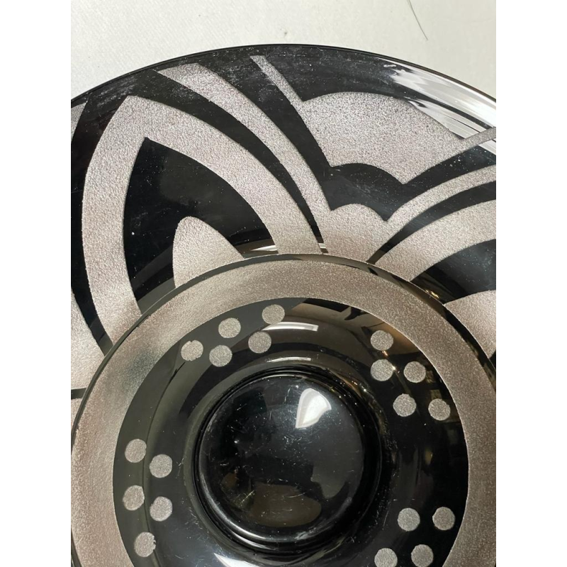 Art Deco zwart en grijs glazen schaal met geometrische decoratie, Belgisch werk ca 1930