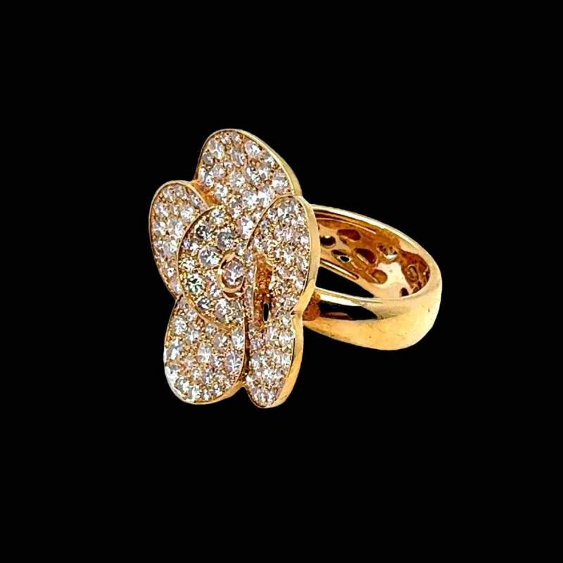 Flower’ ring, pink gold & diamonds