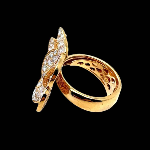 Flower’ ring, pink gold & diamonds