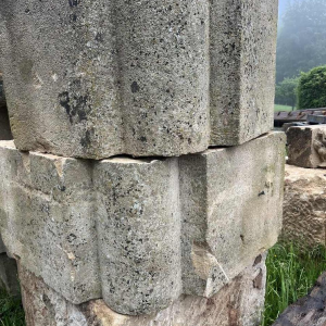 Stone column, corner mounts, limestone quoins, 19th century