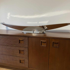 Laszlo Tibay “Walvis” sculptuur roestvrij staal, oplage Caster Bronz Kft 1/8