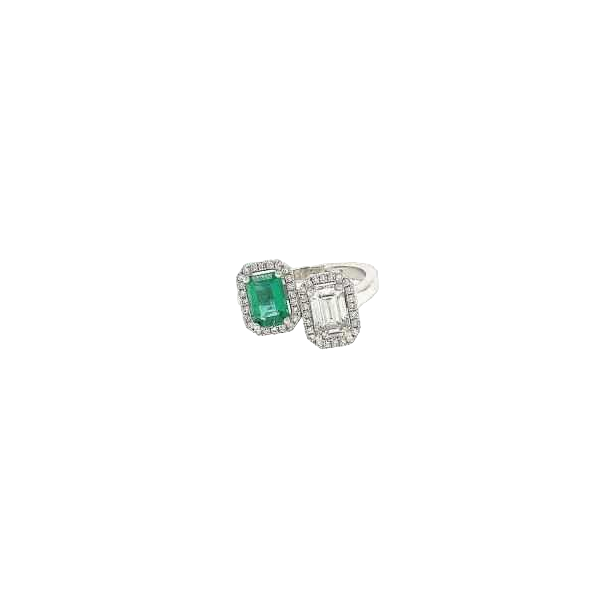 Witgoud ring met smaragdgeslepen diamanten & smaragd