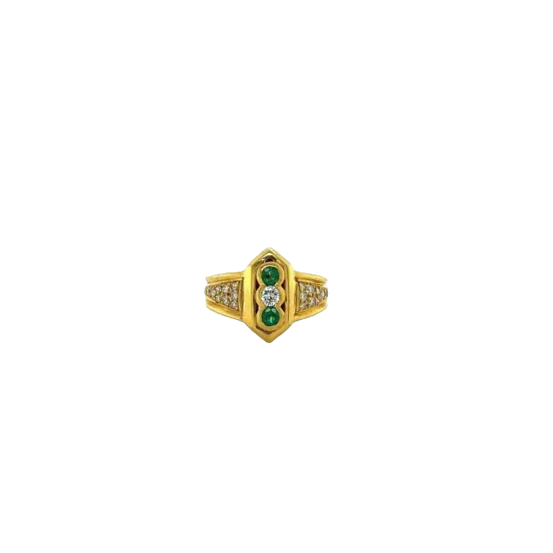 Yellow gold, diamonds & emerald ring