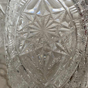 Val-Saint-Lambert, large pair of tall covered crystal vases (82 cm), signed and numbered.