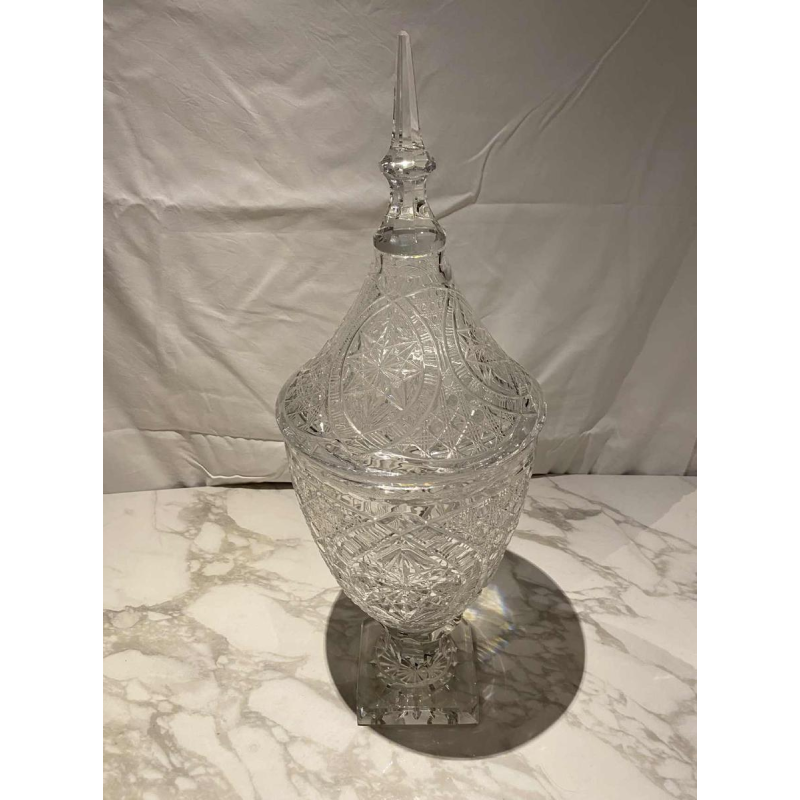 Val-Saint-Lambert, importante paire de vases couverts en cristal (82 cm)