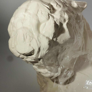 PATRICK VILLAS / Royal Boch 'Buste de panthÃ¨re' style Art DÃ©co, sculpture cÃ©ramique blanche, ca 2000