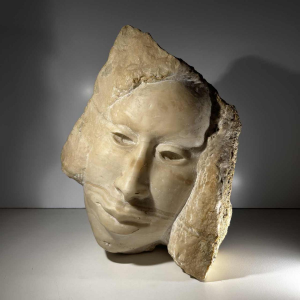 Georg Glaser "Vrouwengezicht" marmeren buste/masker sculptuur, ca. 1980