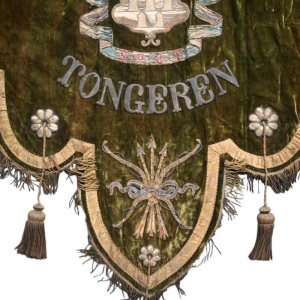 Grand drapeau historique “Confrérie Royale de l’Arbalète Saint Sébastien“ Tongres 1881