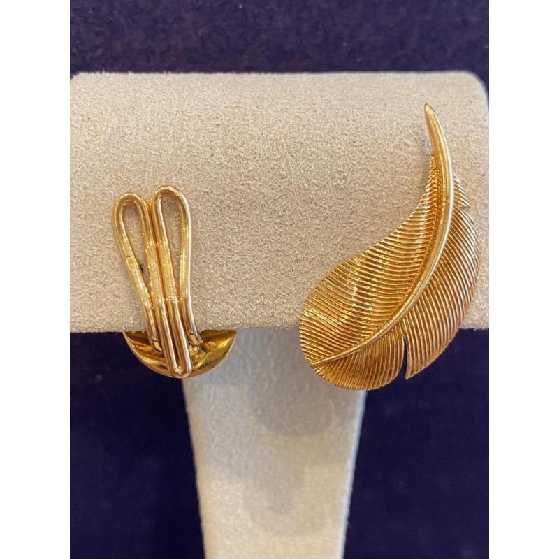 HERMES Paris, paar vintage gouden oorbellen “Plumes”