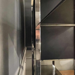 Paire Etagères Wall Unit Modulable Moderniste Chrome et Formica Noir, ca 1970