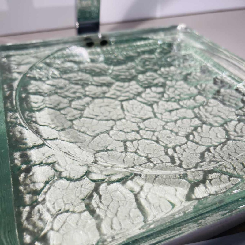 Jacques Adnet, Art Deco lege zak in verchroomd staal en dik getextureerd glas, 20e eeuw