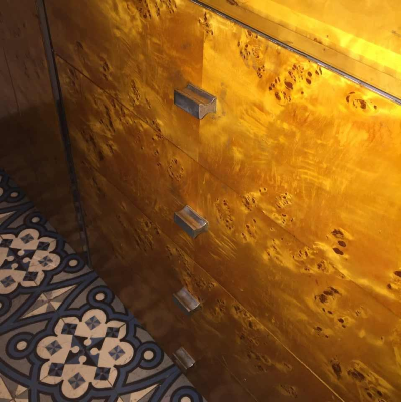 WILLY RIZZO pour MARIO SABOT, Buffet / Enfilade / Dresse, Loupe de Noyer, ca. 1970