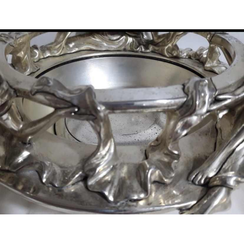 Centre de Table de Marcello Giorgio, Style Art Nouveau