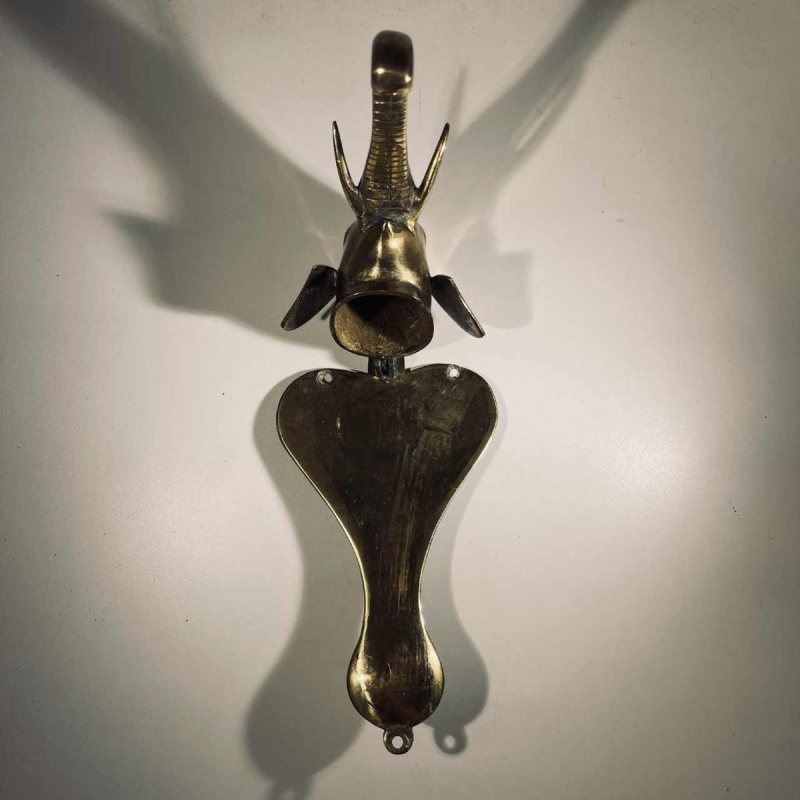 Door knocker/wall-mounted paperweight, bronze elephant sculpture, 19th century