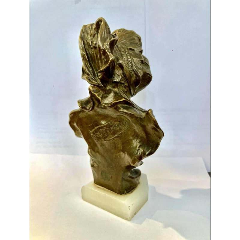 Georges VAN DER STRAETEN by Société des Bronzes Paris, bust of jeune femme rieuse, ca 1900