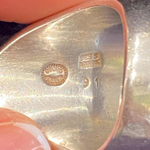 Nanna Ditzel pour Goerg Jensen, bague N°91 en argent massif, Danemark ca 1960