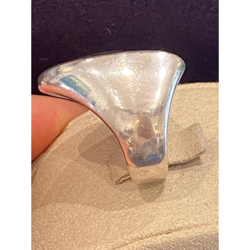 Nanna Ditzel pour Goerg Jensen, bague N°91 en argent massif, Danemark ca 1960