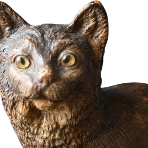 Terracotta kat met glazen ogen, in de stijl van Goldscheider, circa 1900