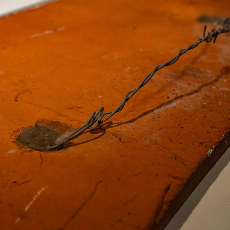 MARIE-HENRIETTE BATAILLE, grote (81 cm) geglazuurde keramische wandplaquette/sculptuur, Dour jaren 60