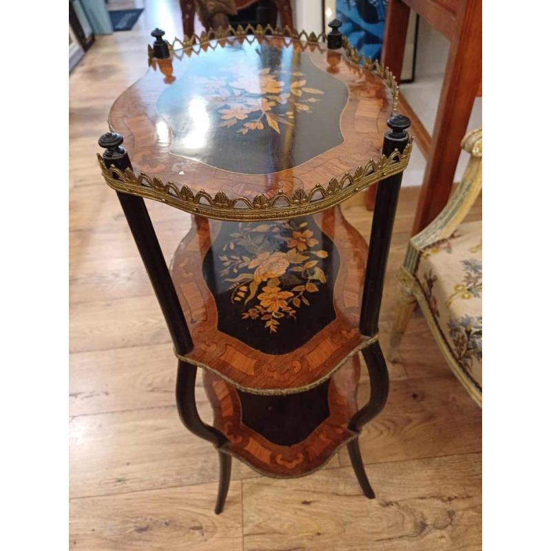 Three-tiered saddle, marquetry and brass, Napoleon III style, late 19th century