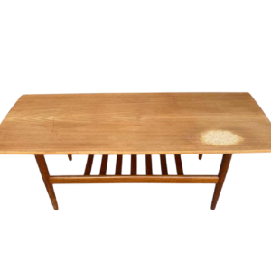 Vintage Scandinavische salontafel van teakhout (te restaureren) Denemarken 1960s