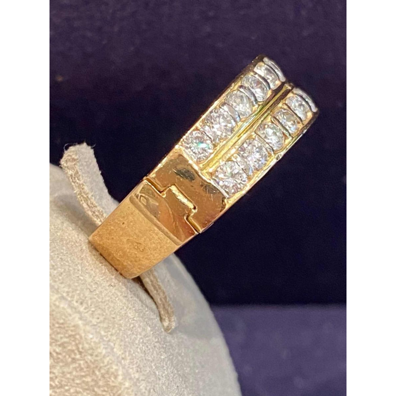 Bague à système d'ouverture or & diamants, ca 1990