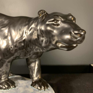ANTOON AMORGASTI pour CERABELGA, Ours polaire Art déco noir en céramique, 1930