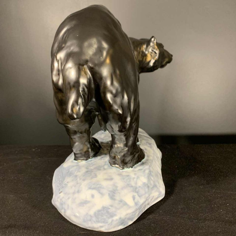 ANTOON AMORGASTI pour CERABELGA, Ours polaire Art déco noir en céramique, 1930