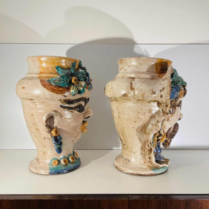 Caltagirone Sicilia "TÃªte de Maure" jardiniÃ¨res vases en cÃ©ramique (argile), Italie milieu XXe s