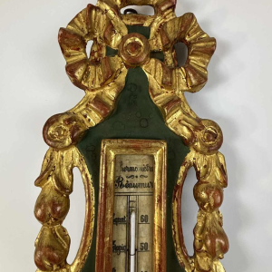 Baromètre-thermomètre Louis XVI à échelle Réaumur en bois doré, par Benard à Provins, XIXe s
