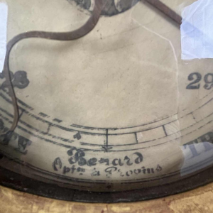 LOUIS XVI barometer-thermometer met Réaumur-schaalverdeling in verguld hout, door Benard in Provins, 19e eeuw