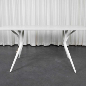Lepel Tafel Bureau van Antonio Citterio voor Kartell