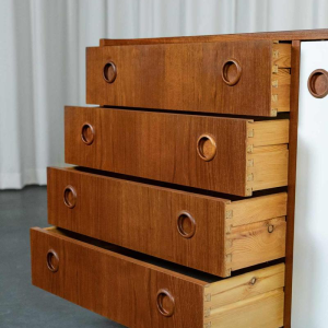 Teakhouten dressoir van HW Klein voor Bramin, Denemarken, 1960