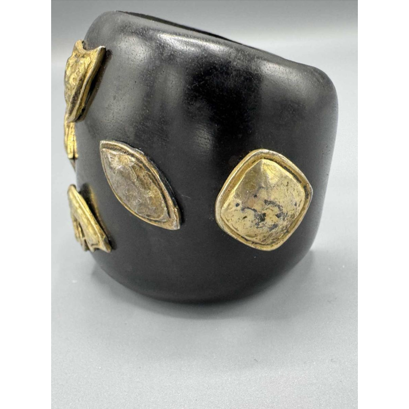 Yves Saint Laurent, Rive Gauche, bracelet manchette, bois et empiècements métalliques