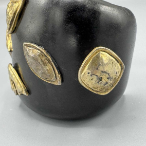 Yves Saint Laurent, Rive Gauche, bracelet manchette, bois et empiècements métalliques