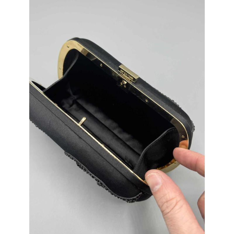 Sergio Rossi, Pochette du soir, soie noire et cristaux Swarovski, XXIe s