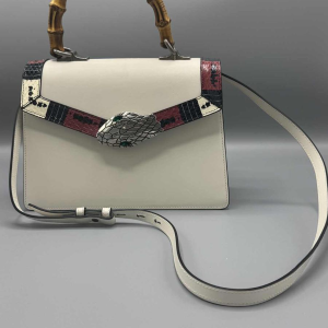 Gucci. Lilith tas van wit leer en python