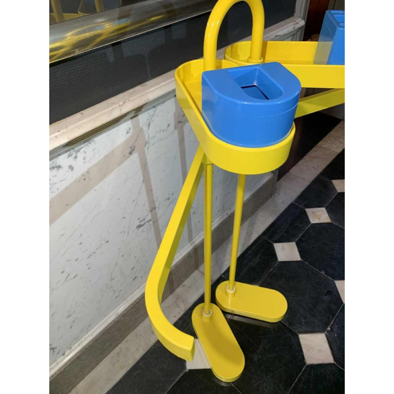 Metalplastica Lucchese, Valet / Towel Rack, Memphis Style 1970s