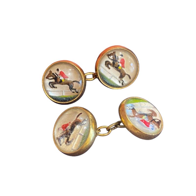 Essex Crystal, paire de boutons de manchette 'cavalier sautant un obstacle', ca 1920