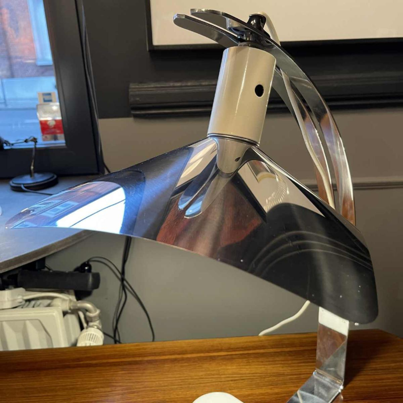 GIOVANNI GRIGNANI for LUCI "COROLLA" Table / desk lamp, ca 1970