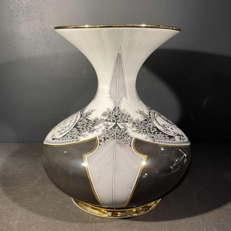 ENDRE SZASZ for HOLLOHAZA HUNGARY, Large Golden Porcelain Vase, 1970s