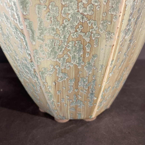 ROGER GUERIN, rare Art Deco vase 725 hexagonal shell, Bouffioulx stoneware 1935