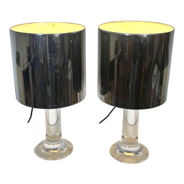 Harvey Guzzini, pair of lamps, plexiglass tulip bases, chrome cylindrical lampshades, Italy, 1970s