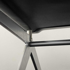 ENZO BERTI for LAPALMA "Fenj" pair of black leather armchairs, ca 1980